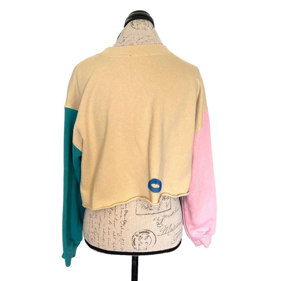 Forever 21 Sweatershirt Womens Size Medium Crop Cut Color Block Long Sleeve - Picture 12 of 13